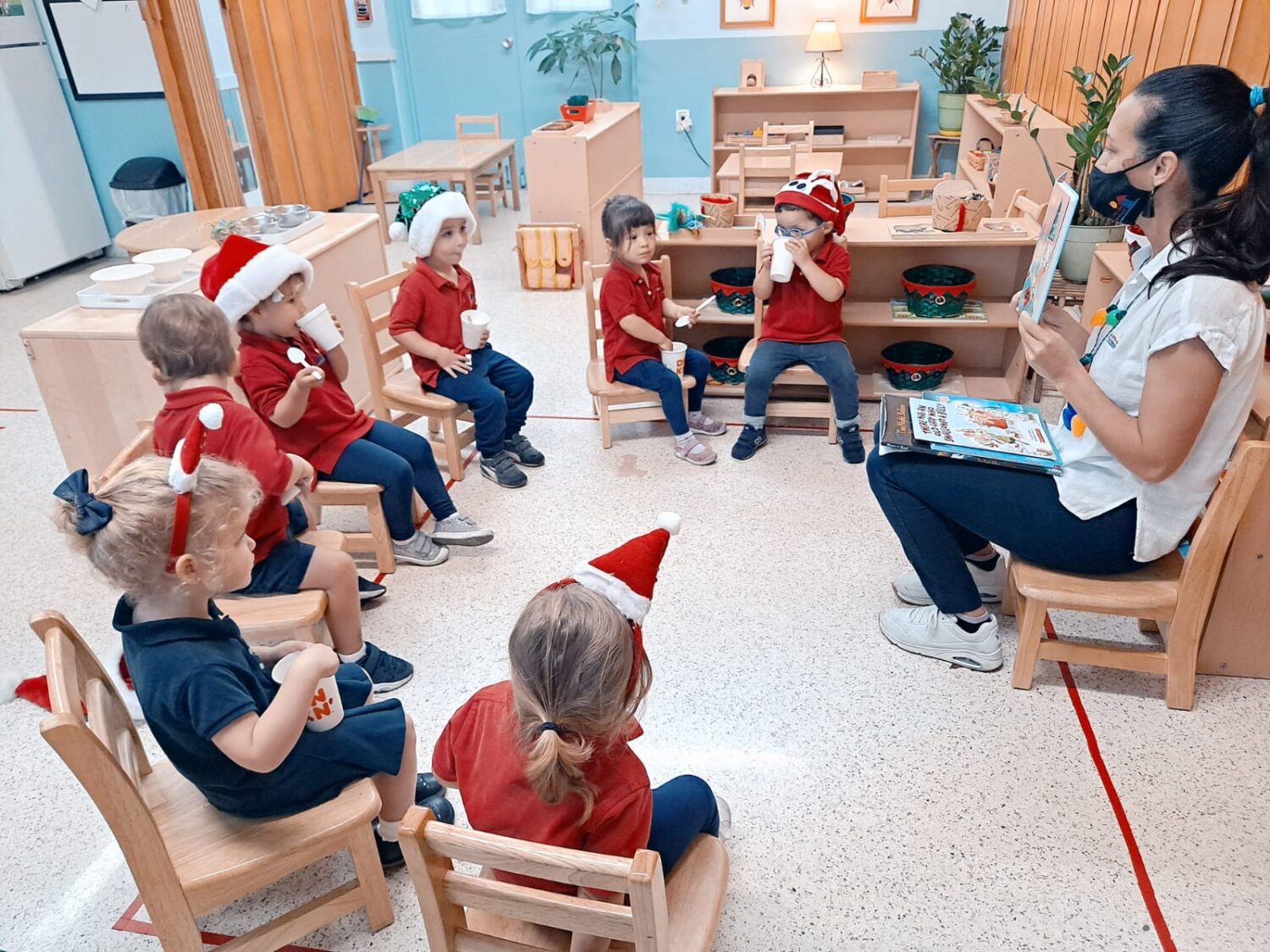 Children singing christmas songs